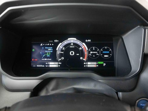 Used 2023 Toyota Tundra Limited image 16