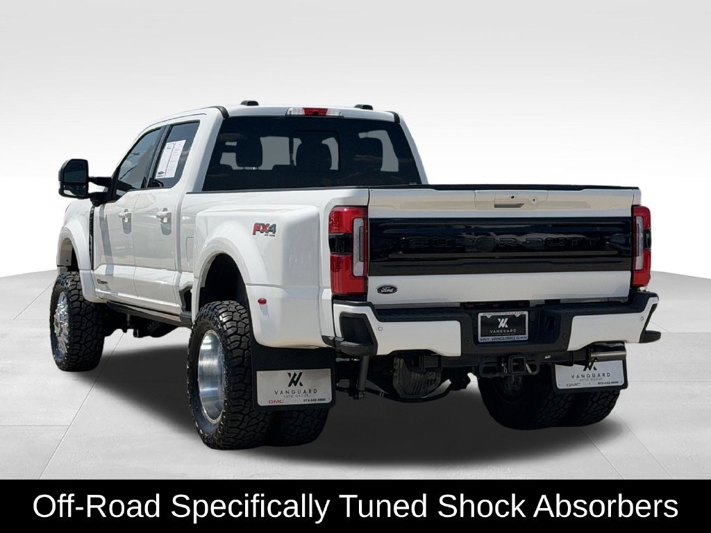 Used 2025 Ford F450 Platinum w/ FX4 Off-Road Package AWD/4WD image 7