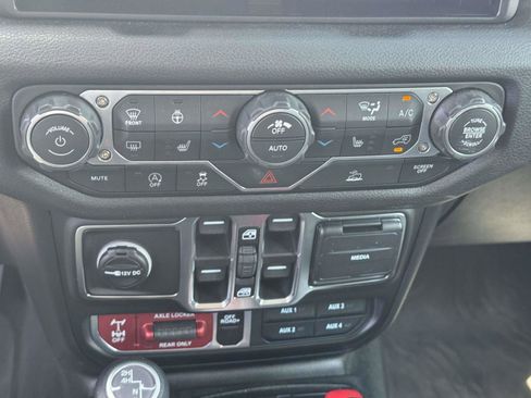 Used 2026 Jeep Wrangler Unlimited Sport AWD/4WD image 26