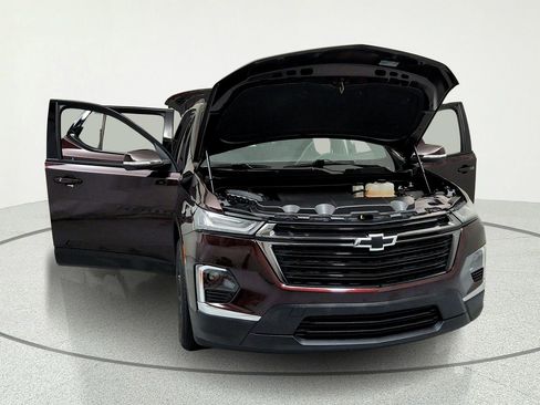 Certified 2023 Chevrolet Traverse LT w/ Midnight/Sport Edition FWD image 15