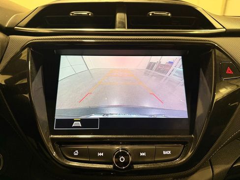 Used 2023 Chevrolet TrailBlazer ACTIV w/ Sun and Liftgate Package FWD image 25