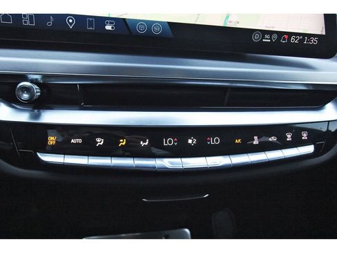 New 2025 Cadillac Lyriq Luxury image 19