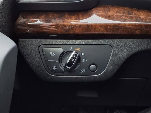 Used 2018 Audi Q5 2.0T Premium image 23