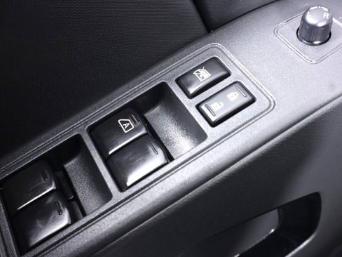 Used 2022 Nissan Frontier PRO-4X w/ Pro-4X Premium Package image 33