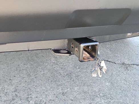 Used 2021 Toyota RAV4 XLE w/ Carpet Mat Package (TMS) image 34