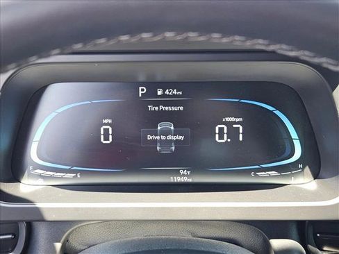 Certified 2025 Hyundai Elantra Sport FWD image 14