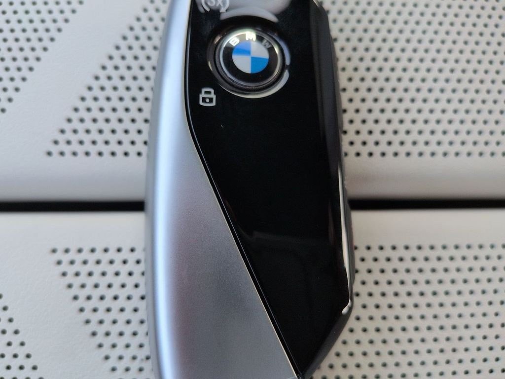 New 2026 BMW i7 xDrive60 AWD/4WD image 29