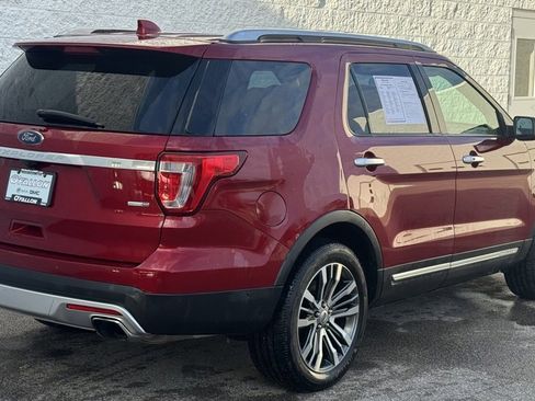 Used 2017 Ford Explorer Platinum image 9