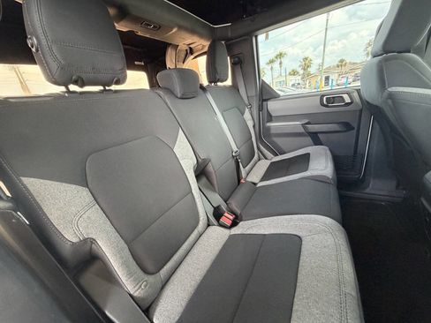 Used 2022 Ford Bronco 4-Door w/ Sasquatch Package AWD/4WD image 22