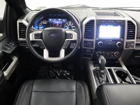 Used 2017 Ford F150 Lariat w/ Equipment Group 502A Luxury AWD/4WD image 15