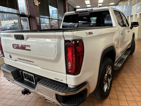 Used 2022 GMC Sierra 1500 SLT w/ SLT Premium Plus Package AWD/4WD image 26