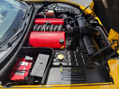 Used 2004 Chevrolet Corvette Z06 w/ Memory Package RWD image 28