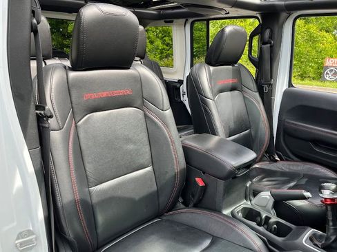 Used 2019 Jeep Wrangler Unlimited Rubicon AWD/4WD image 35