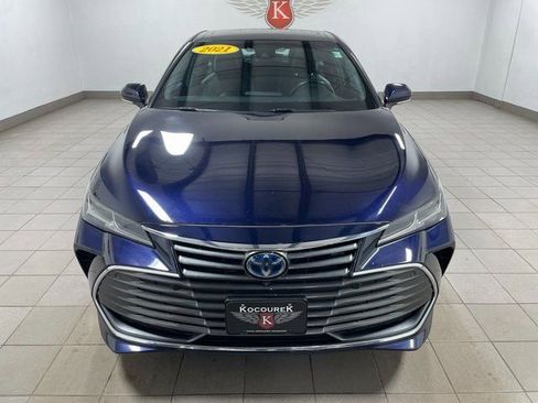 Used 2021 Toyota Avalon Limited w/ Advanced Safety Package image 2
