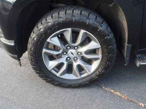 Used 2019 Chevrolet Silverado 1500 RST w/ All-Star Edition image 8