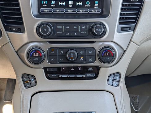 Used 2020 GMC Yukon XL Denali w/ Denali Ultimate Package AWD/4WD image 21