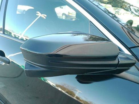 Used 2018 Honda Civic EX image 19