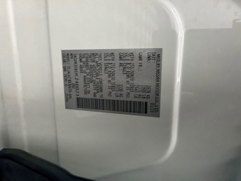 Used 2023 Nissan Pathfinder SL w/ SL Premium Package FWD image 34