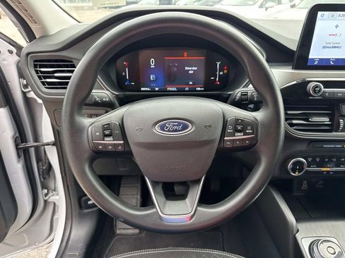 Used 2025 Ford Escape Active AWD/4WD image 22