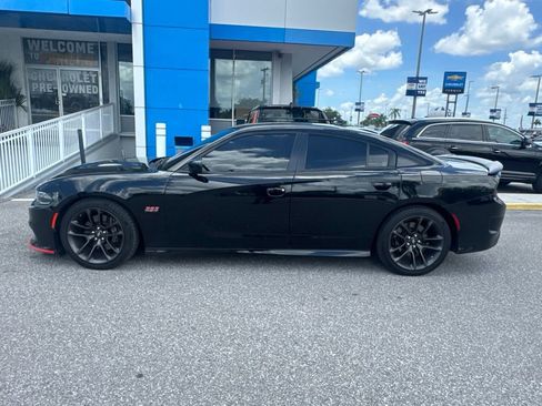 Used 2022 Dodge Charger Scat Pack w/ Plus Group RWD image 4