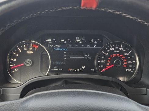 Used 2018 Ford F150 Raptor w/ Equipment Group 802A Luxury image 17