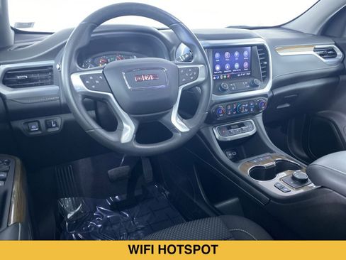 Certified 2023 GMC Acadia SLE w/ Driver Convenience Package AWD/4WD image 2