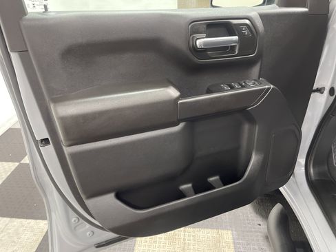 Used 2025 Chevrolet Silverado 1500 Custom Trail Boss image 9