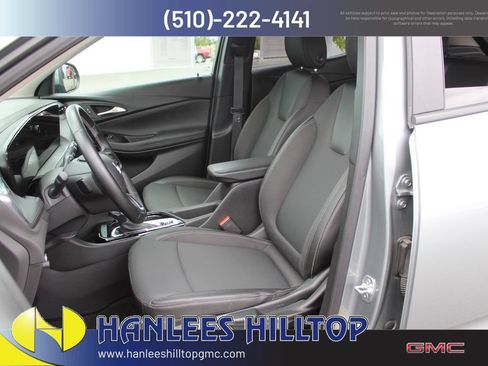 Used 2025 Buick Encore GX Preferred FWD image 12