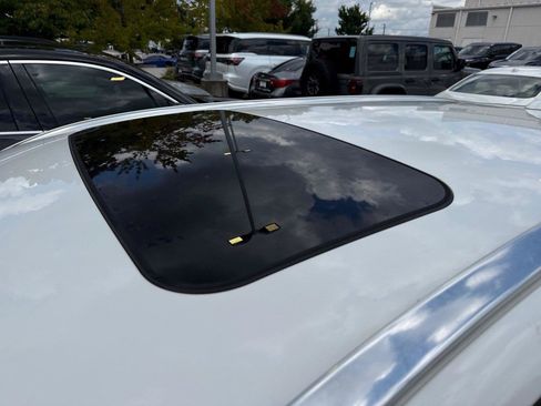 Used 2015 Volvo V60 T5 Premier Plus FWD image 4