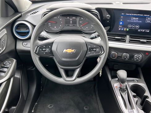 Used 2024 Chevrolet Trax LS image 16