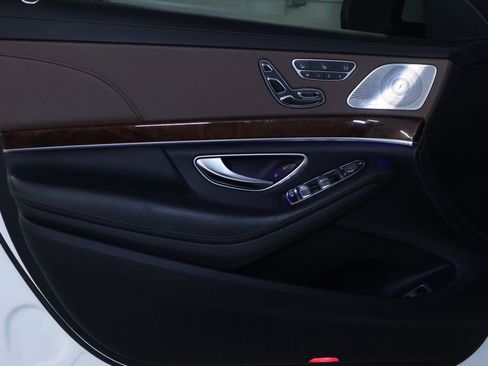 Used 2015 Mercedes-Benz S 550 4MATIC Sedan image 13
