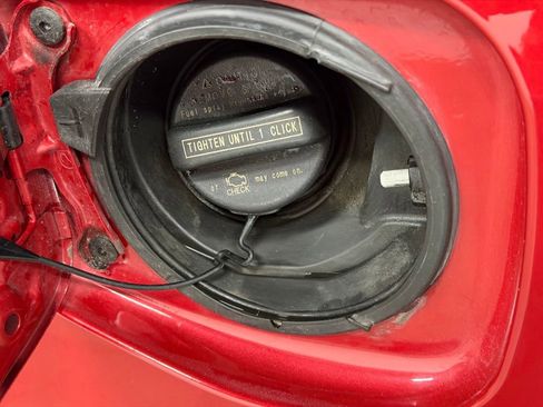 Used 2009 Pontiac Vibe GT image 17