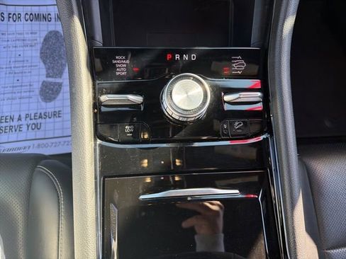 Used 2024 Jeep Grand Cherokee Overland w/ Luxury Tech Group IV image 30