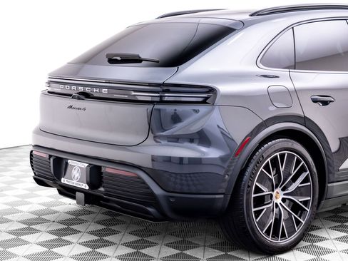 Certified 2024 Porsche Macan 4 Electric image 30