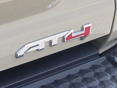 Used 2024 GMC Canyon AT4 w/ AT4 Premium Package image 9