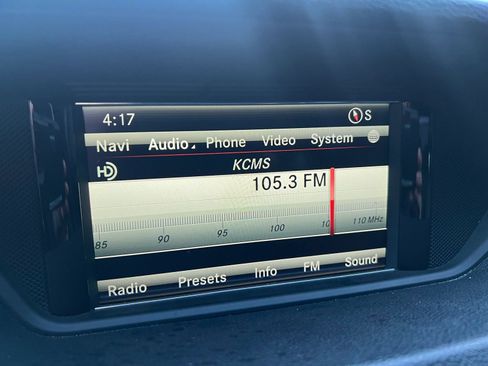 Used 2013 Mercedes-Benz E 350 Sedan image 27