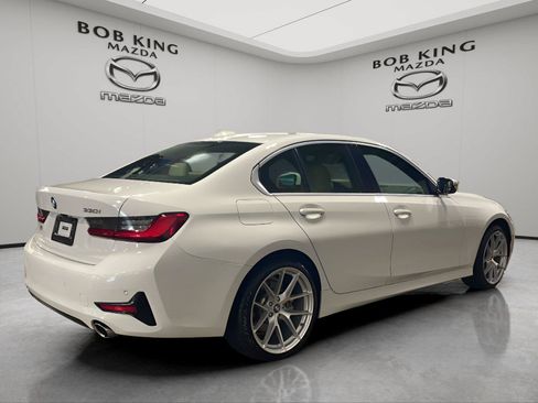 Used 2021 BMW 330i xDrive Sedan w/ Convenience Package AWD/4WD image 5