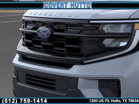 New 2025 Ford Expedition Active image 17