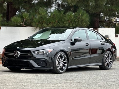 Used 2022 Mercedes-Benz CLA 35 AMG 4MATIC image 8