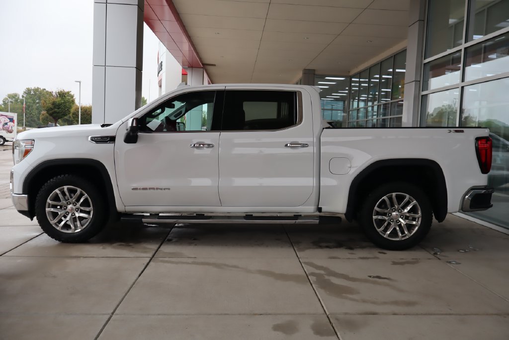 Used 2019 GMC Sierra 1500 SLT w/ SLT Premium Plus Package AWD/4WD image 4