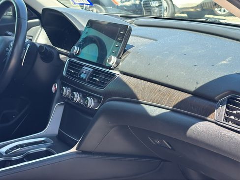 Used 2021 Honda Accord Touring image 29