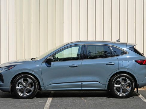 Used 2023 Ford Escape ST-Line w/ Tech Pack #1 FWD image 45