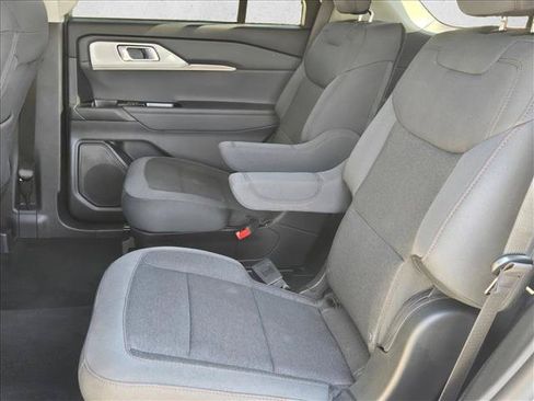New 2026 Ford Explorer Active RWD image 16