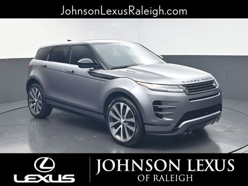 Used 2026 Land Rover Range Rover Evoque Dynamic SE image 3