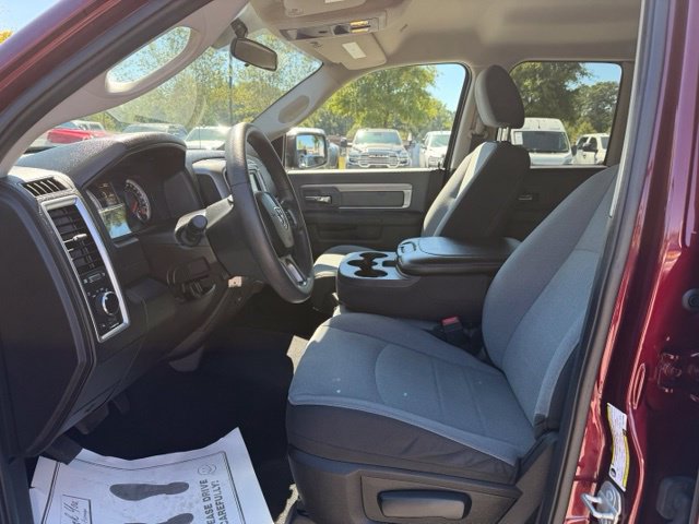 Used 2024 RAM 1500 Classic SLT AWD/4WD image 4