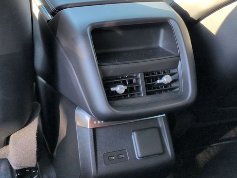 Used 2026 Cadillac Lyriq Premium Sport AWD/4WD image 13