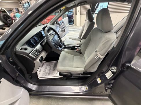 Used 2013 Honda Accord LX image 55