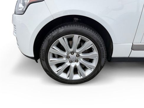 Used 2017 Land Rover Range Rover Supercharged image 9