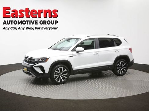 Used 2022 Volkswagen Taos SE AWD/4WD image 56