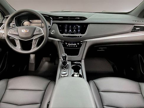 New 2026 Cadillac XT5 Luxury w/ LPO, Floor Liner Package image 5